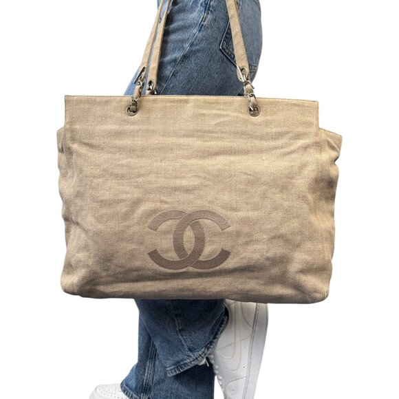CHANEL Vintage CC Big Logo Shoulder Tote Large Bag Beige Canvas Linen [106206] - Picture 3 of 15